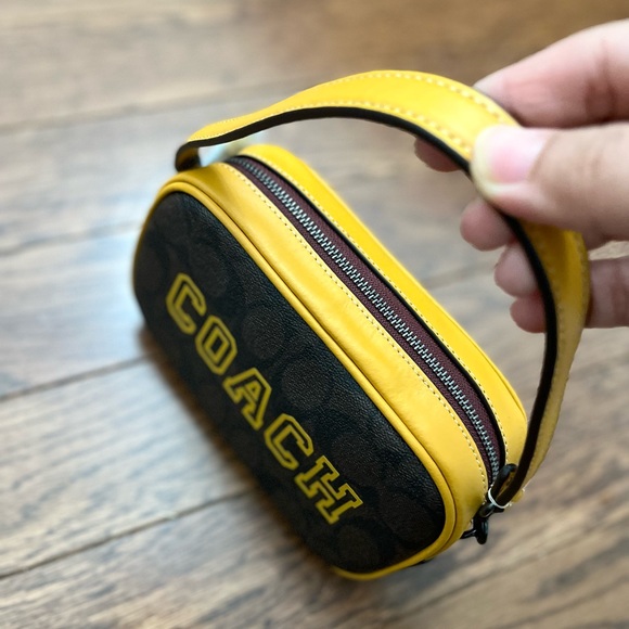 Coach Jamie Wristlet In Signature Canvas With Varsity Motif - Picture 3 of 7